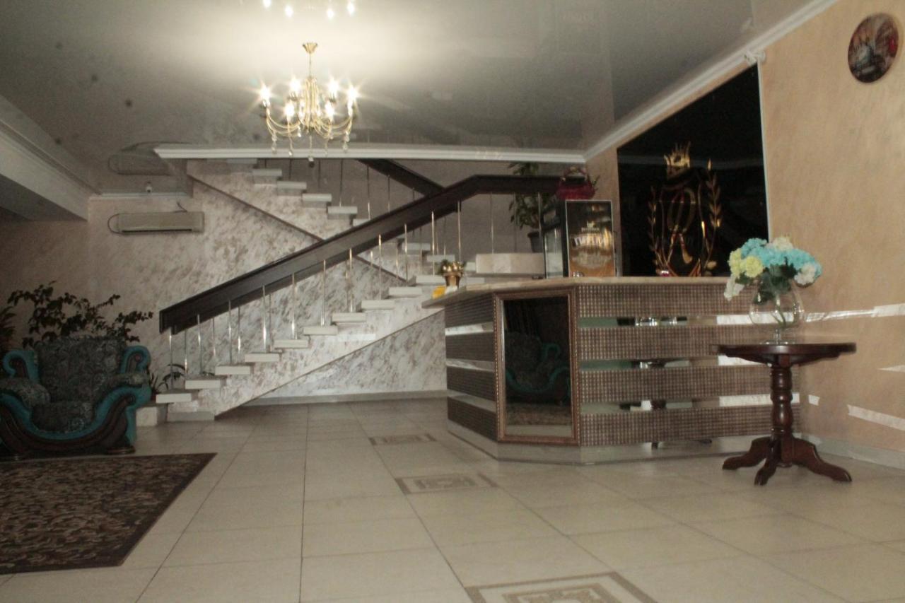 Residence Hotel Pavlodar Exteriör bild