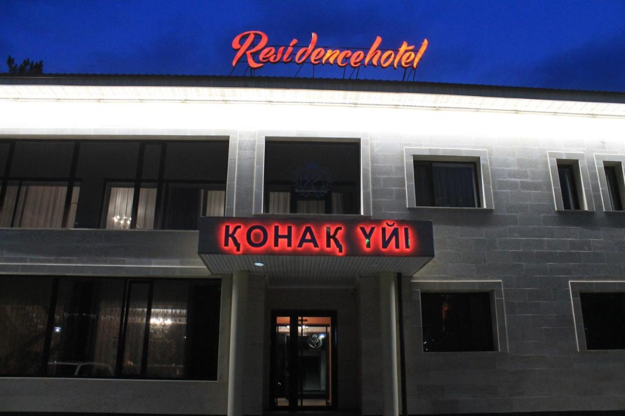 Residence Hotel Pavlodar Exteriör bild