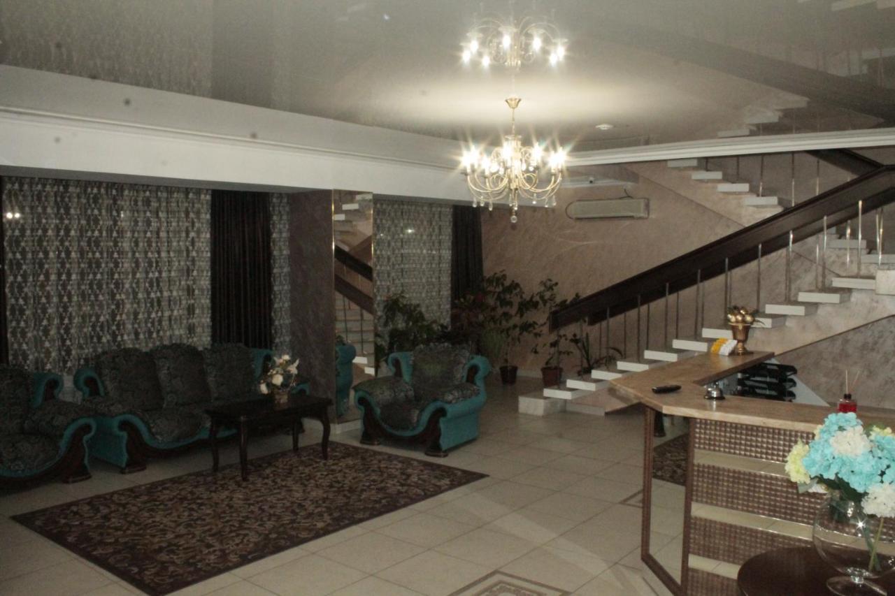 Residence Hotel Pavlodar Exteriör bild