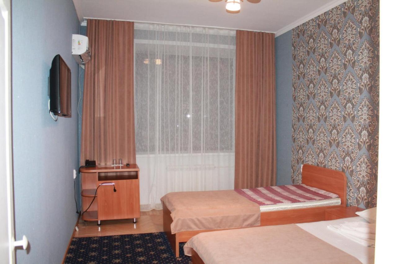 Residence Hotel Pavlodar Exteriör bild